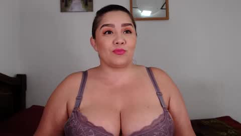 Snapshot of antoniamoreno82 chatting on 01/17/25, 09:06 antonia online show from 01/17/25, 09:06