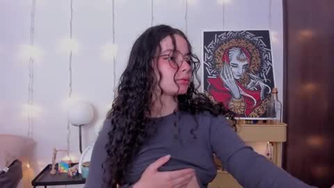 Antonia online show from 02/18/25, 01:10