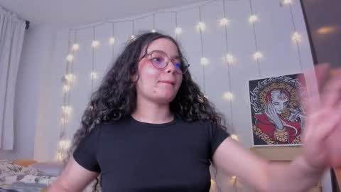 Antonia online show from 03/05/25, 04:13