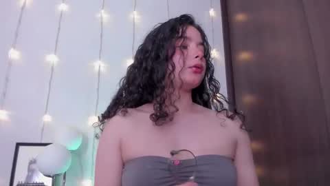 Antonia online show from 09/29/25, 02:16