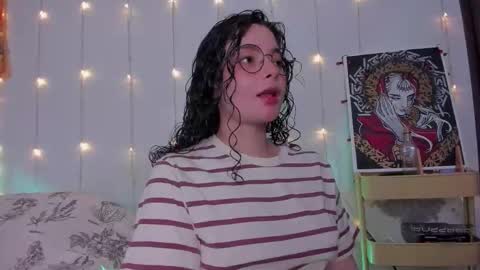 Antonia online show from 10/12/25, 02:32