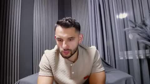 HI My name is Antonio online show from 09/21/25, 07:04