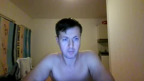 Snapshot of antonlikesanal chatting on 07/04/26, 09:32 Anton online show from 07/04/26, 09:32