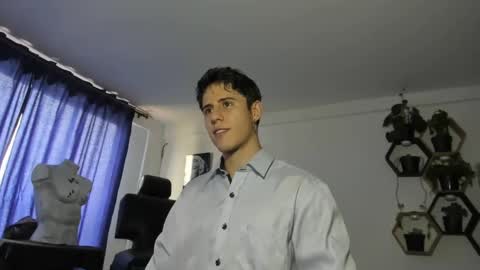 antonnello_ online show from 03/04/25, 08:05