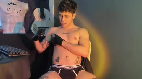 antonnello_ online show from 10/02/25, 06:26