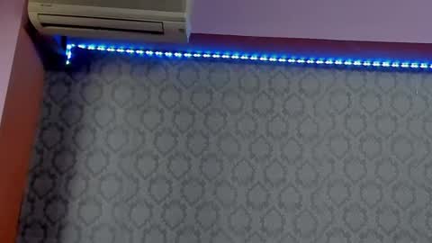 Snapshot of antonyahot chatting on 04/14/26, 10:10 AntonyaHot online show from 04/14/26, 10:10