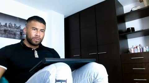 Snapshot of antonydangelo chatting on 01/03/25, 11:44 ANTONY D ANGELO online show from 01/03/25, 11:44