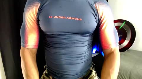 Instagram miguelangel1802  online show from 01/06/26, 03:10