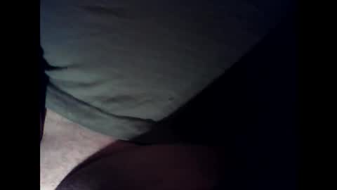 Snapshot of antxon12 chatting on 02/17/25, 01:36 antxon12 online show from 02/17/25, 01:36