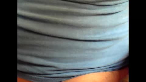 Snapshot of antxon12 chatting on 03/02/25, 01:27 antxon12 online show from 03/02/25, 01:27