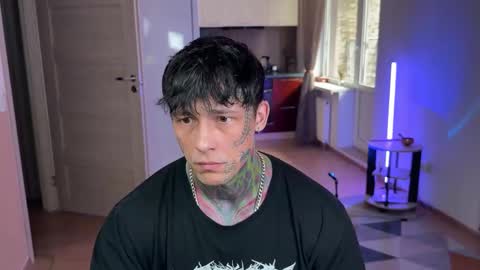 Tom online show from 03/25/26, 06:08