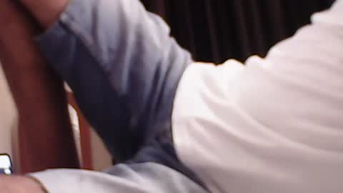 Snapshot of anupam373 chatting on 11/14/25, 06:06 anupam373 online show from 11/14/25, 06:06