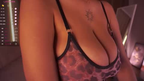  Sunday - start 0400 PM GMT -4 online show from 09/26/25, 09:08