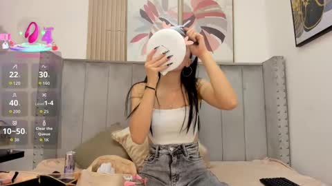 anya_belth online show from 09/25/25, 03:49