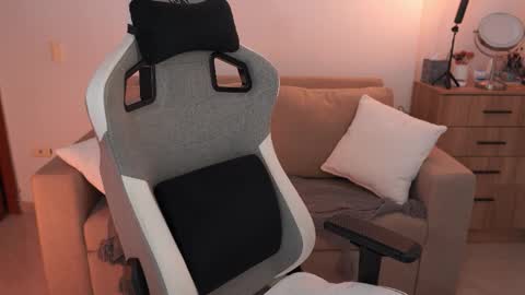 anya online show from 02/07/26, 06:55