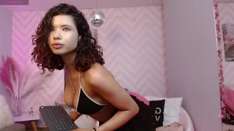 anyawink online show from 02/12/26, 08:37