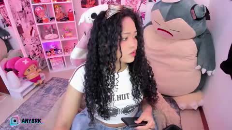 Any online show from 12/01/25, 04:17