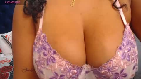 Anyela  online show from 06/25/26, 02:32