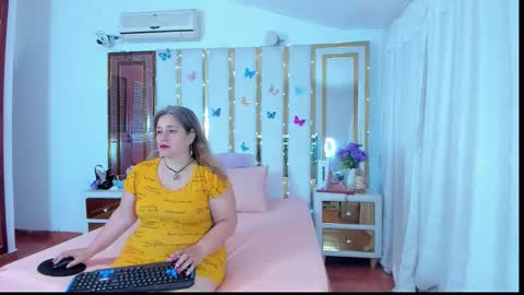 Anyela  online show from 09/15/25, 02:33