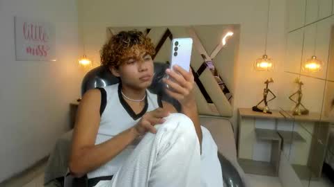 anyelotwink online show from 03/10/26, 09:09