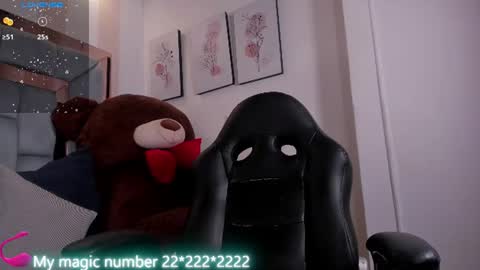 Snapshot of anyi_sweet_titss chatting on 07/06/26, 12:24 Anyi online show from 07/06/26, 12:24
