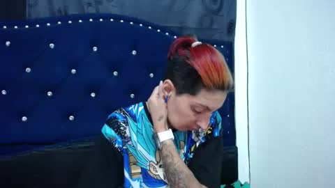 anyu online show from 12/12/24, 07:19