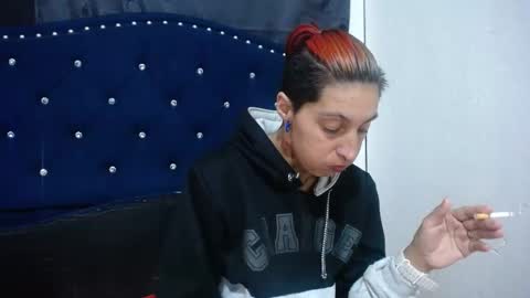 anyu online show from 12/17/24, 09:50