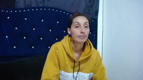 anyu online show from 12/24/24, 12:00