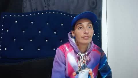 anyu online show from 12/29/24, 02:38