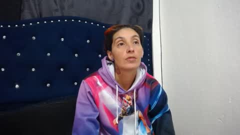 anyu online show from 01/07/25, 01:38