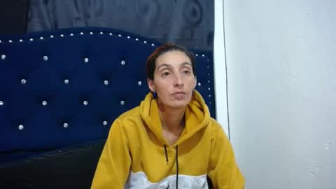 anyu online show from 01/10/25, 09:02