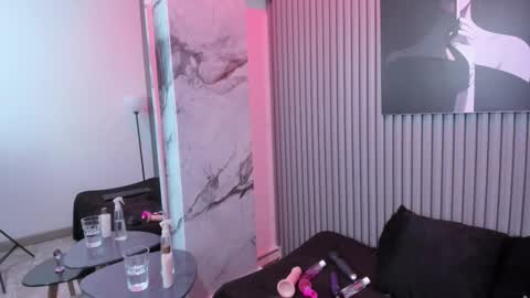 Snapshot of anyvegaa chatting on 10/02/25, 12:23 Any online show from 10/02/25, 12:23