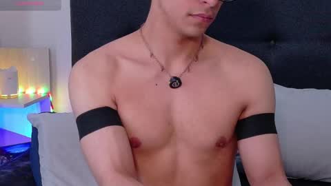 Snapshot of aodaboyy chatting on 05/10/26, 01:05 aodaboy online show from 05/10/26, 01:05