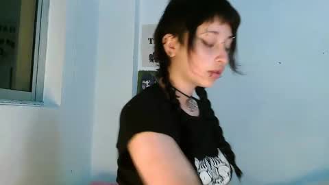 Snapshot of aoi_dandelion chatting on 01/06/25, 12:16 aoi_dandelion online show from 01/06/25, 12:16