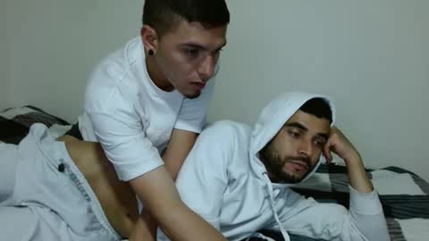 apache_710 online show from 10/17/25, 03:31