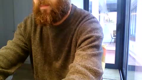 apc_3 online show from 11/21/25, 08:24