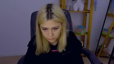 ApheliaStar online show from 10/26/25, 03:40