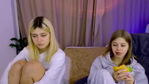 ApheliaStar online show from 12/17/25, 05:30