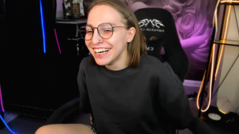 APHEX QUEEN online show from 02/14/25, 04:20