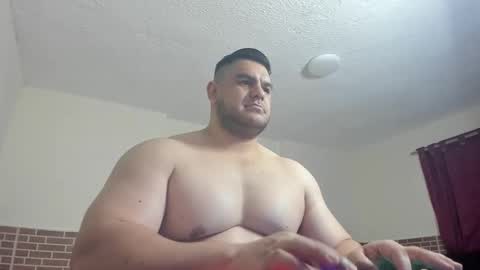 follow me   here you find me online show from 10/17/25, 08:06