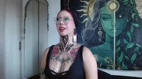 aphrodite__bloom online show from 10/02/25, 09:11