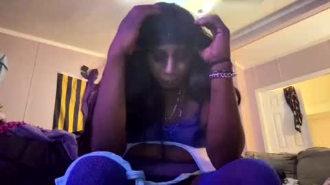 Snapshot of aphrodites__aphrodisiac chatting on 10/28/25, 08:51 aphrodites__aphrodisiac online show from 10/28/25, 08:51