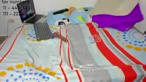 Snapshot of aphrodites_ass chatting on 06/22/26, 03:25 Tati Colombian online show from 06/22/26, 03:25