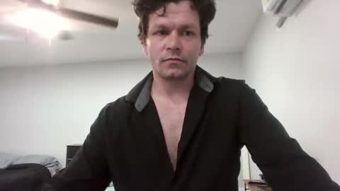 Snapshot of apocalypse_cream chatting on 02/21/26, 02:23 apocalypse_cream online show from 02/21/26, 02:23