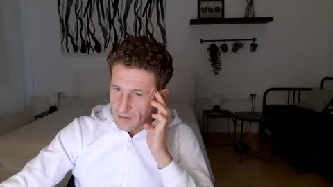 apollobest77 online show from 12/21/24, 07:38