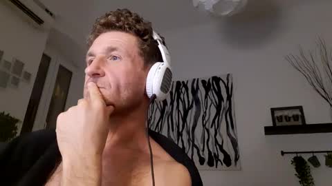 apollobest77 online show from 12/28/24, 02:43