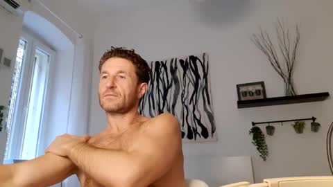 Snapshot of apollobest77 chatting on 02/03/26, 12:21 apollobest77 online show from 02/03/26, 12:21