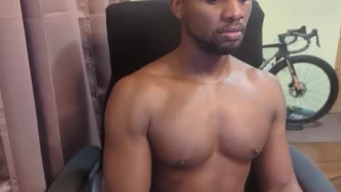 Snapshot of apollodarkmn chatting on 10/27/25, 10:14 apollodarkmn online show from 10/27/25, 10:14