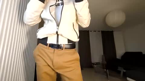 Snapshot of apollonfitx_69 chatting on 01/22/25, 03:18 apollonfitx_69 online show from 01/22/25, 03:18