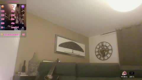 Snapshot of apollonfitx_69 chatting on 10/12/25, 12:42 apollonfitx_69 online show from 10/12/25, 12:42